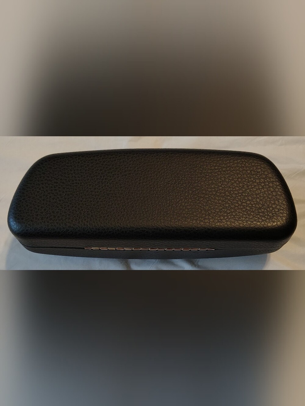 Oakley Black Hard Clamshell Eyeglass Case - Picture 3 of 5